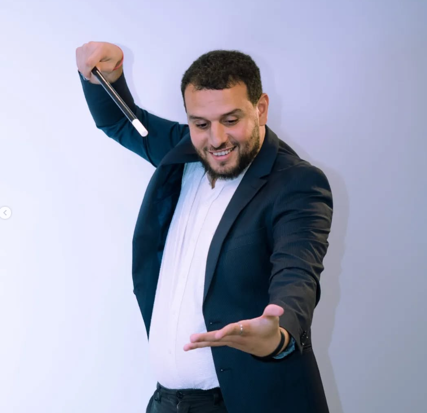 Magicien Associé